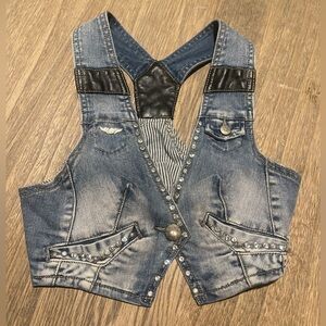 Chic Denim Blue Vest with Rhinestone Detail, Size Small